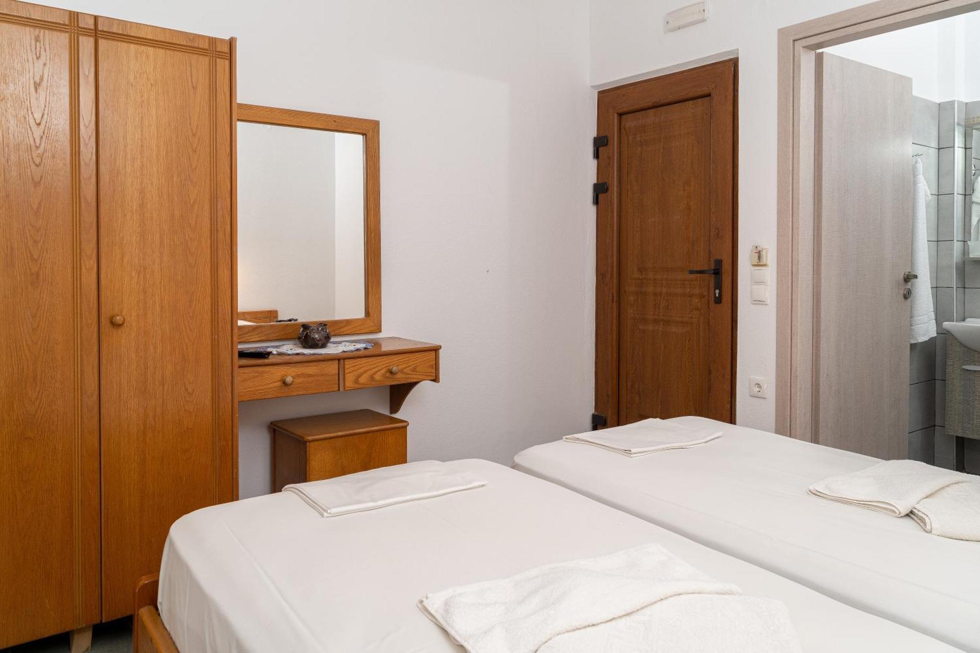 Akrotiri Apartments Makriyialós Luaran gambar